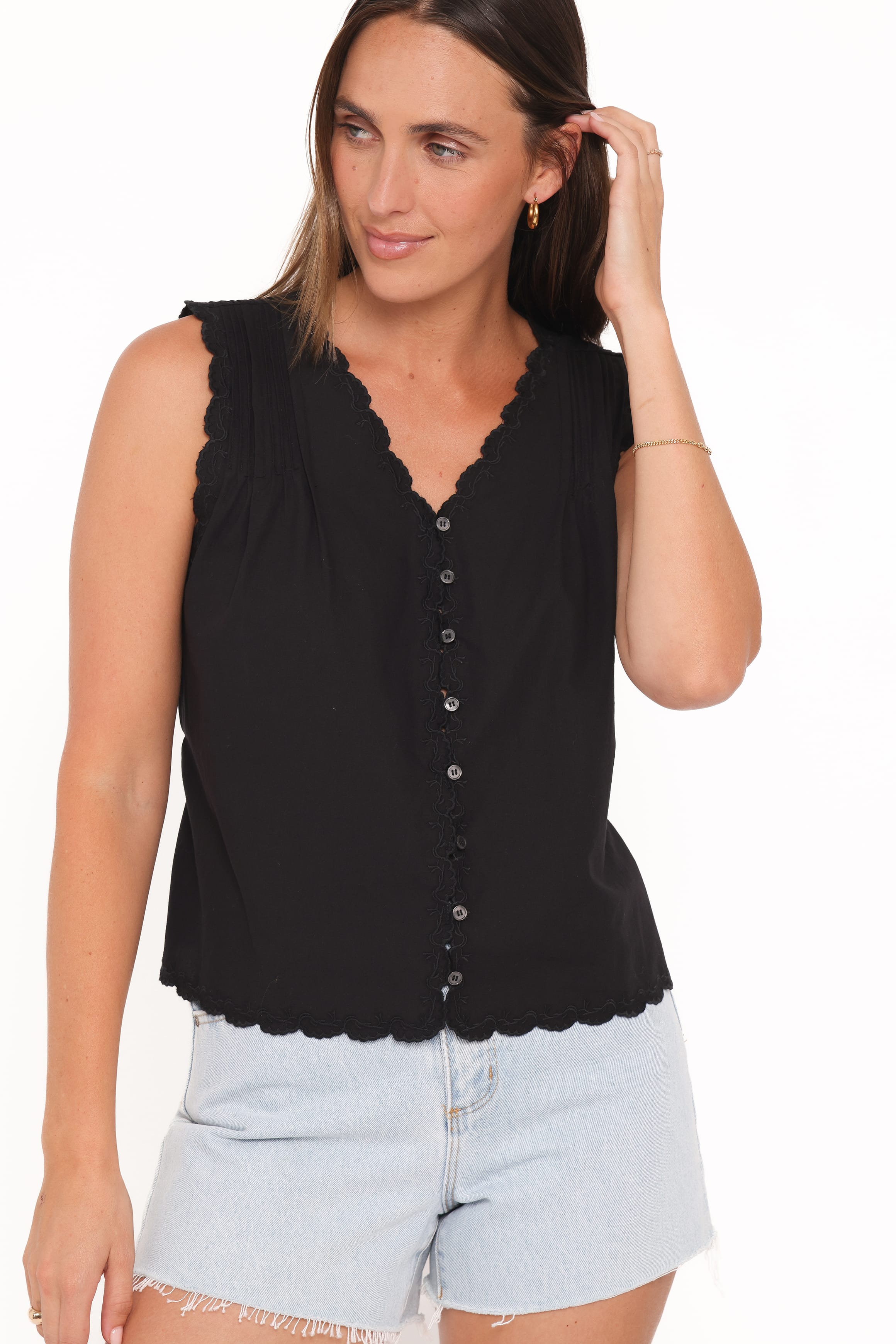 Top Noir Bordure Dentelle Lori